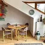 Apartment Sonnenloft - Zentrales, Helles Boho-apartement Im Herzen Von *
