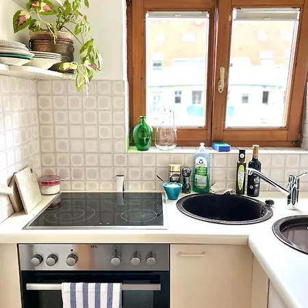 Sonnenloft - Zentrales, Helles Boho-apartement Im Herzen Von Апартаменты