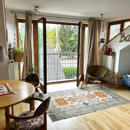 Sonnenloft - Zentrales, Helles Boho-apartement Im Herzen Von Lägenhet